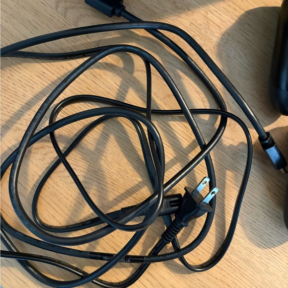 Sony PlayStation 4 - Picture 3 of 5